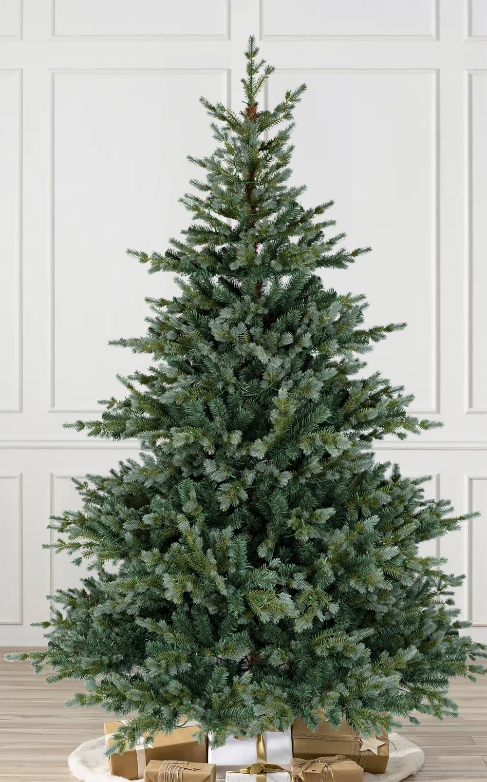 CW Christmas tree